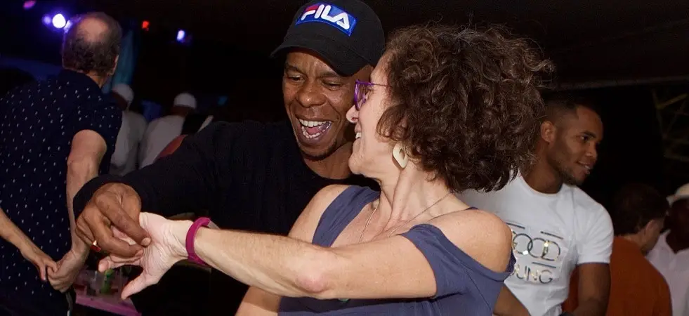 Shumdesalsa Salsa Dance Classes Toronto