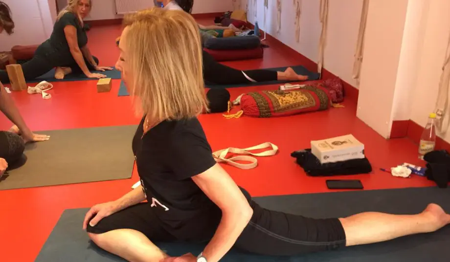 Center Indo Lillois De Yoga