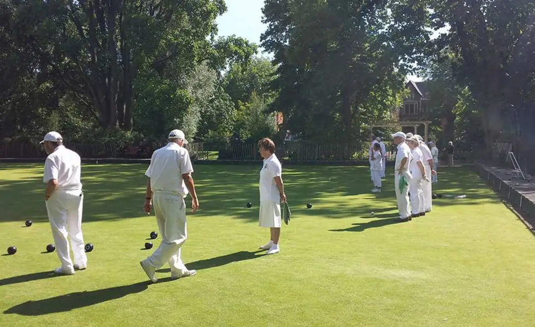 Roath Park Bowling Club/ St. Peter's Bowling Club