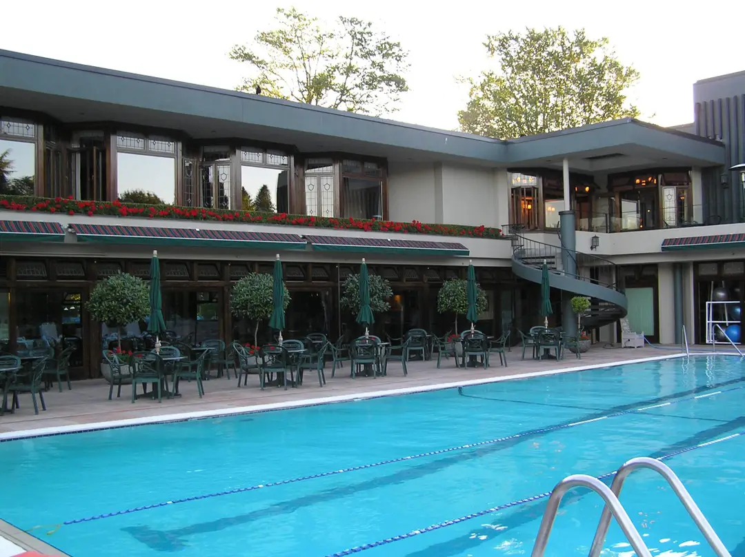 Vancouver Lawn Tennis & Badminton Club