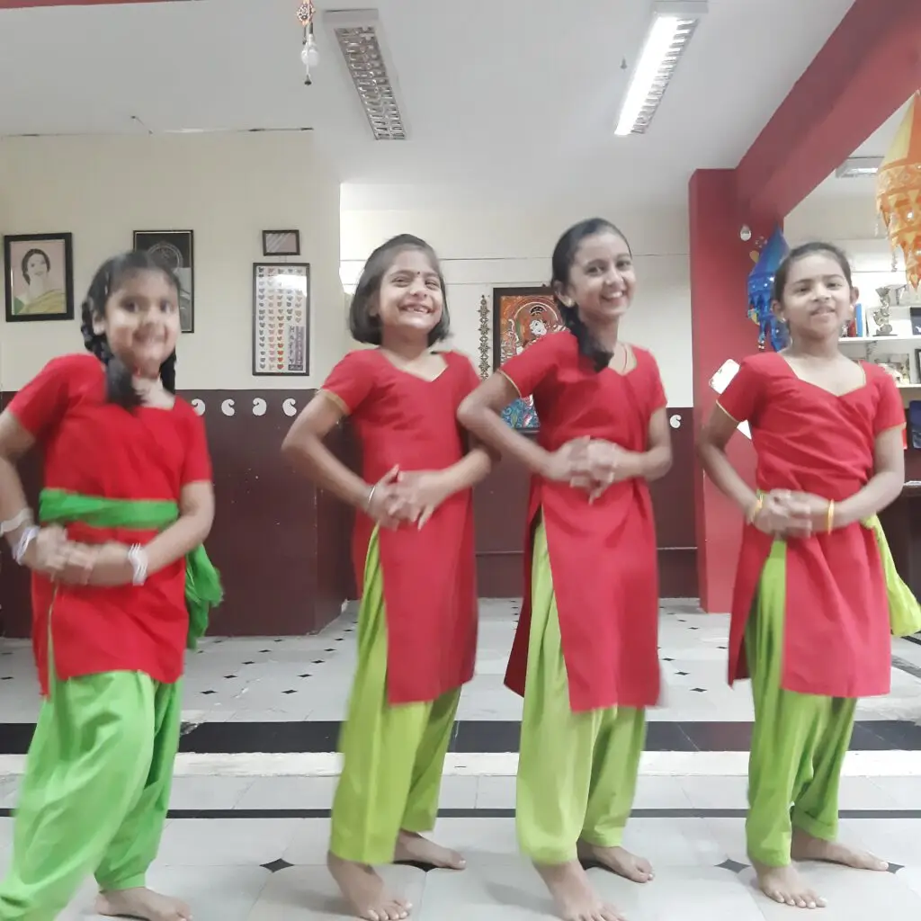 SRISHTIKALA SCHOOL OF FINE ARTS