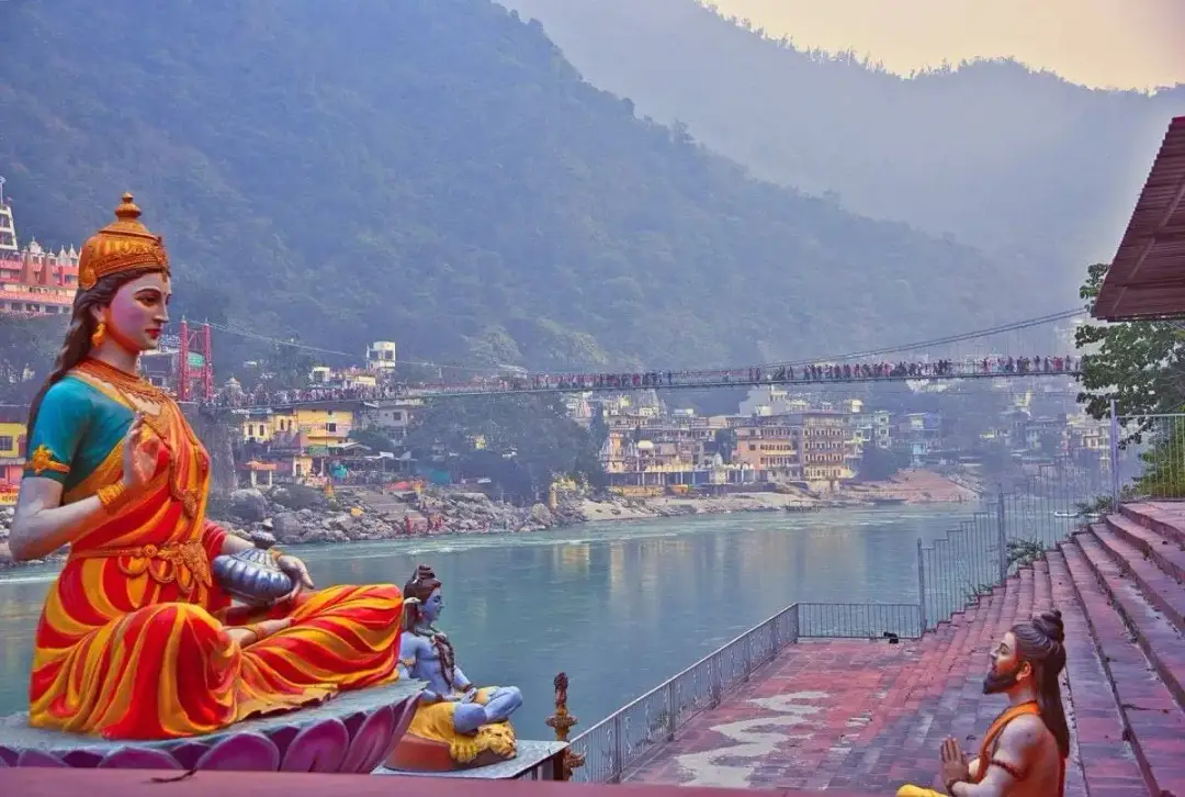 Rishikesh Yoga Mitram