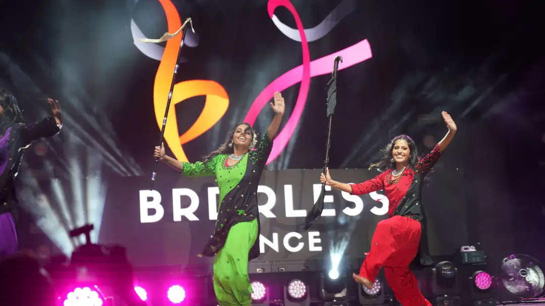 BRDRLESS Dance