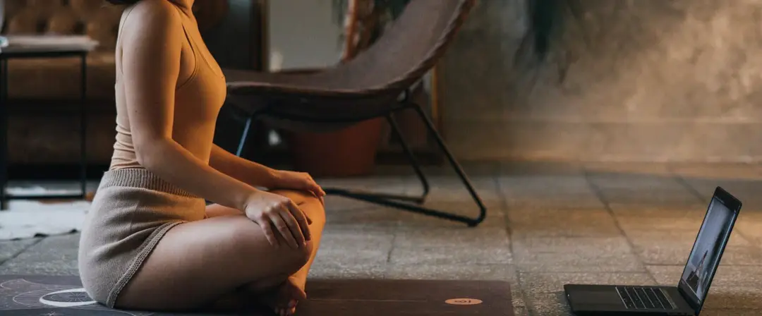 Mama'z Yoga / Studio Online Yoga Prénatal Et Postnatal