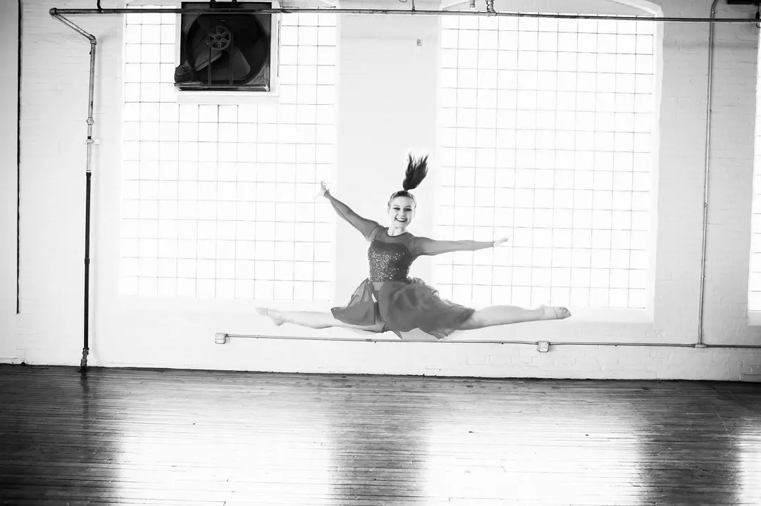THAT'S DANCING