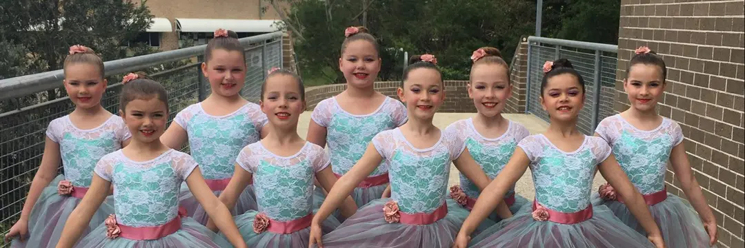 Bourne 2 Dance
