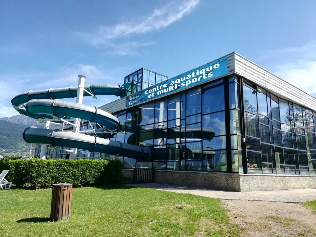 Aquatic Center Inter Cluses Arve & Mountains