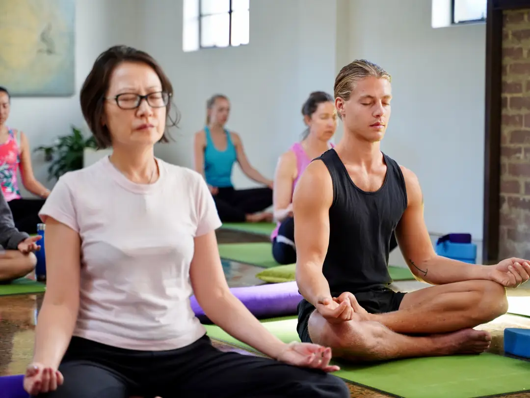 Yogaruka Russell Lea