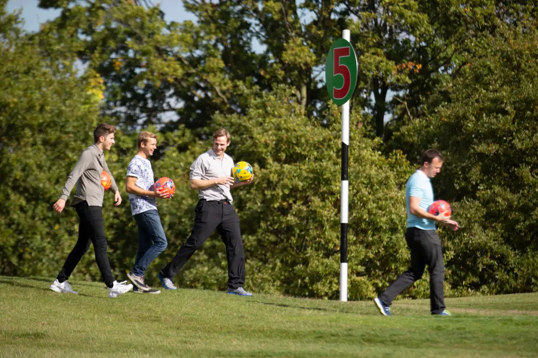 TopTracer Driving Range