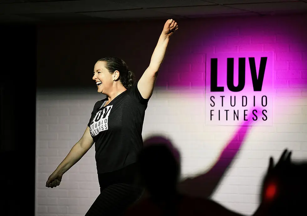 LUV STUDIO FITNESS Zumba Pound Buti yoga 65 ans