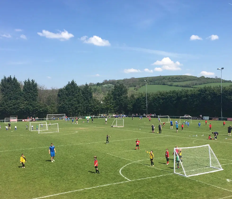 Larkhall Athletic Girls Football Club