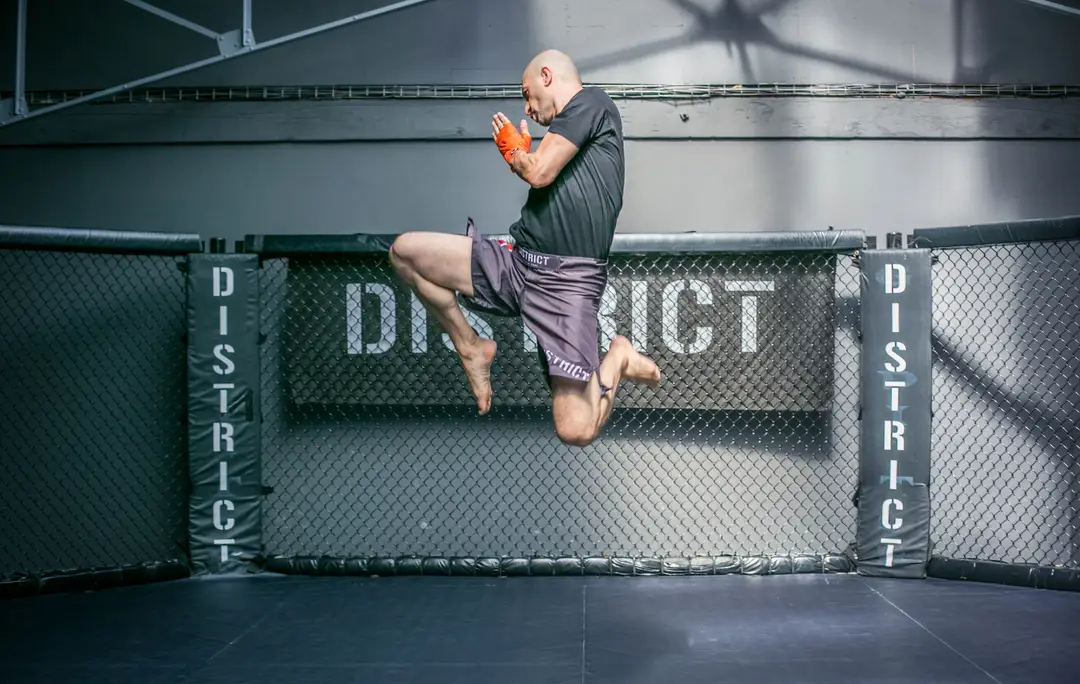 Coach Ludo - Coach Sportif à Domicile en Salle ou Visio Fitness /Boxe/Self défense