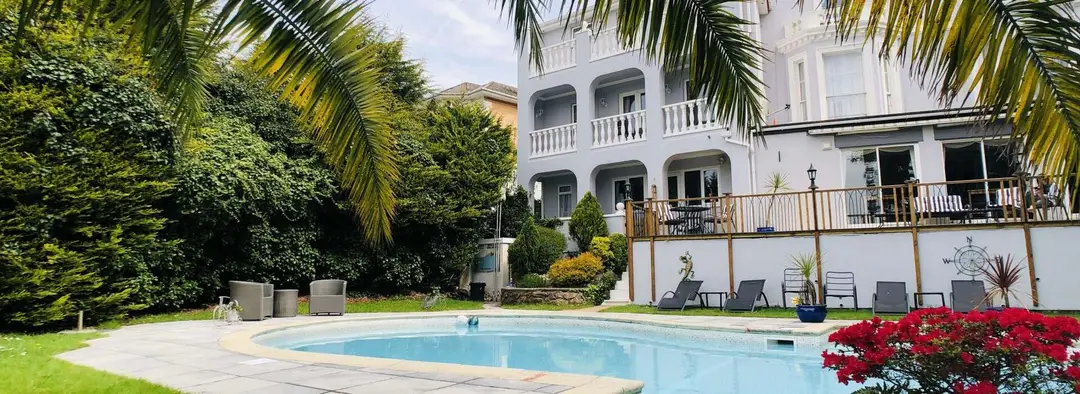 The Glenorleigh (Book Direct For Better Rates)