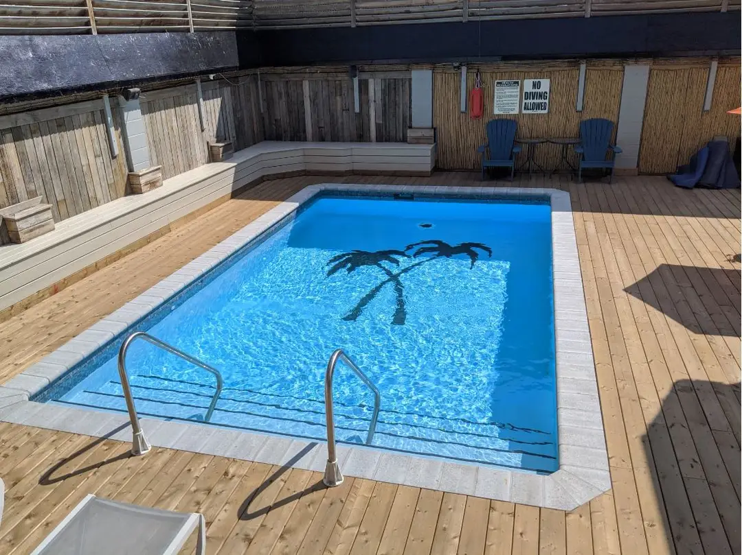 Oasis Aqualounge