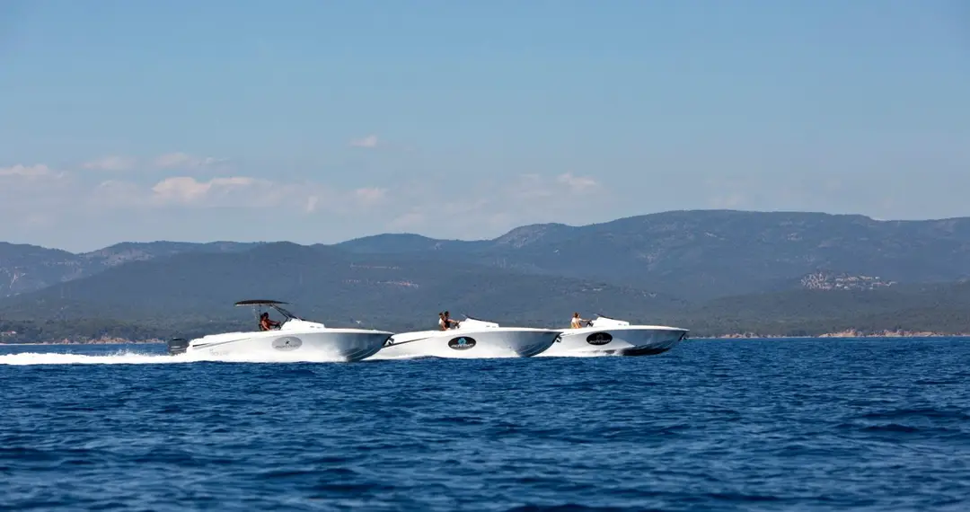 Yachting83