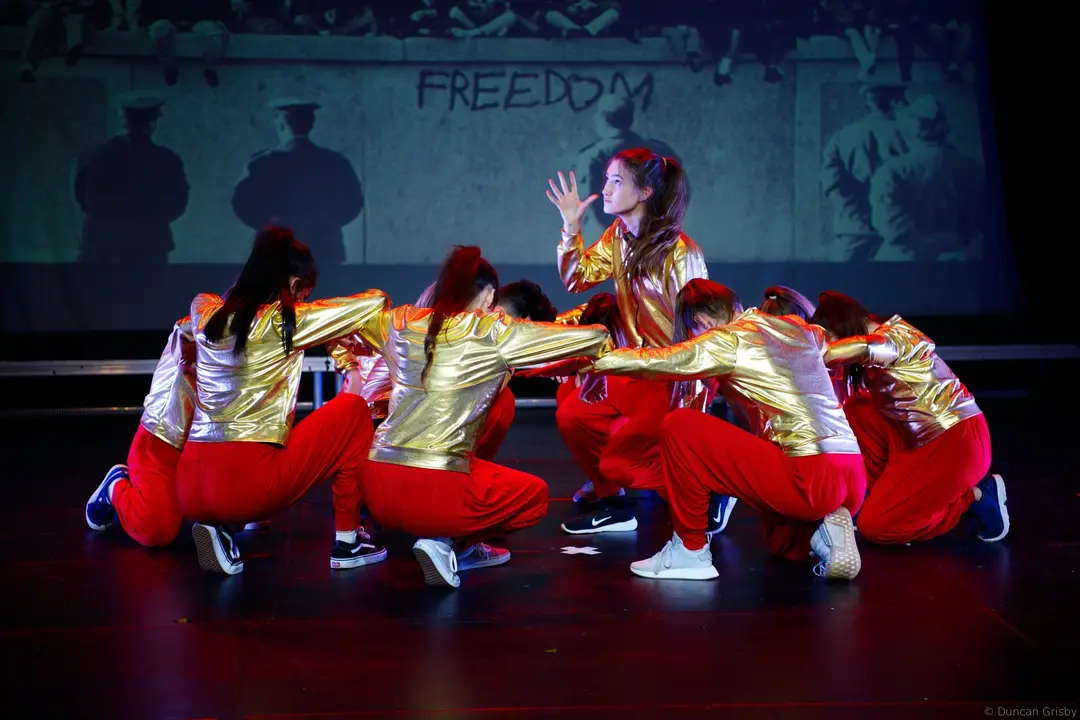 4th Dimension Dance