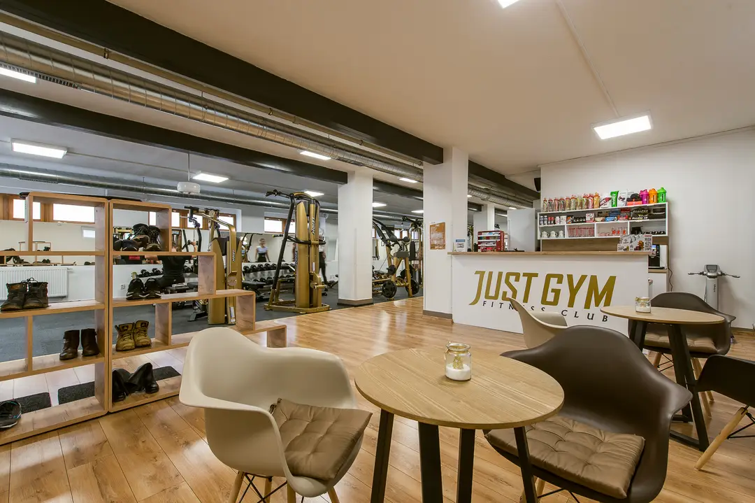 JUST GYM