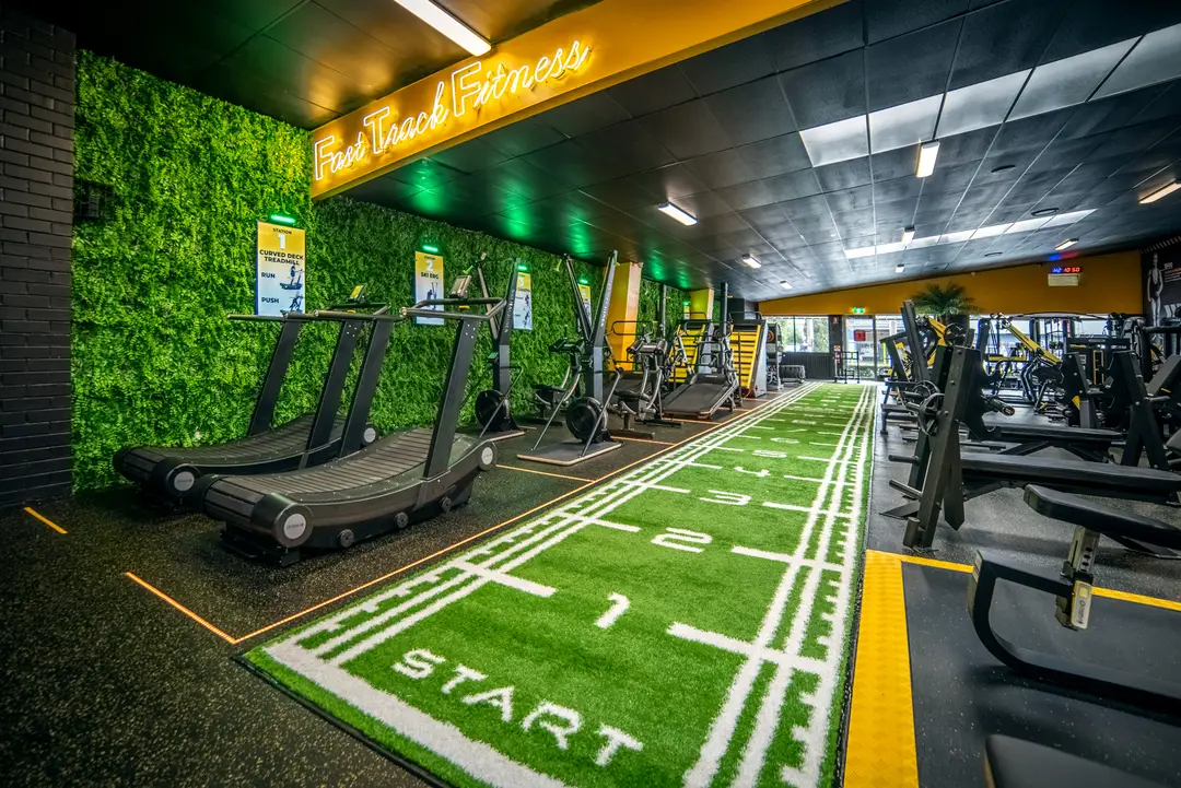 Gym8Q8