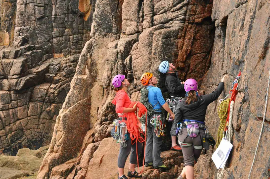 HikeandClimb