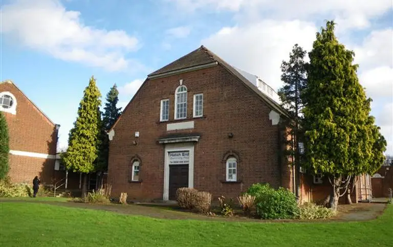 Hatch End Swim School