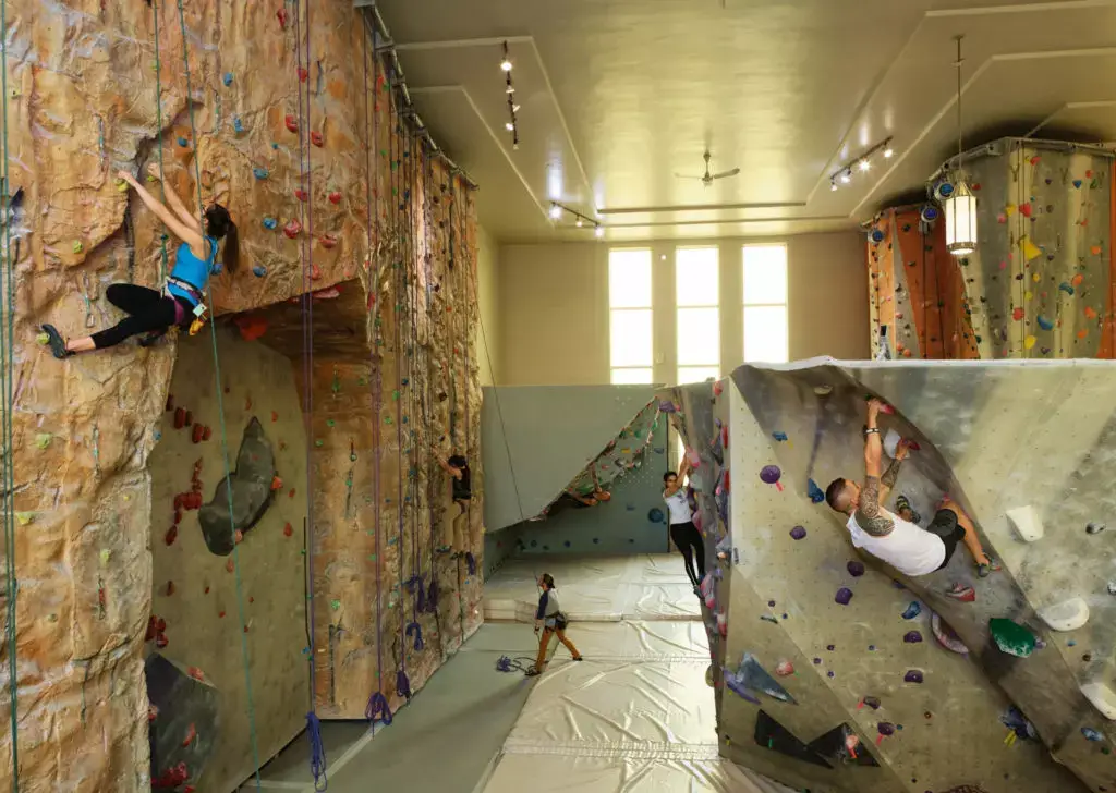 Clip n Climb