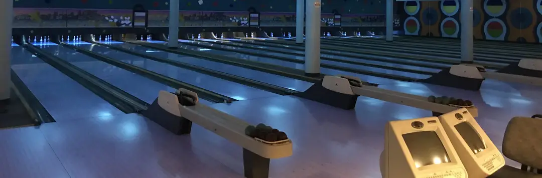Chinook Bowladrome