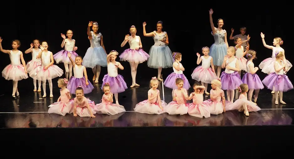 Dean Row School of Dance
