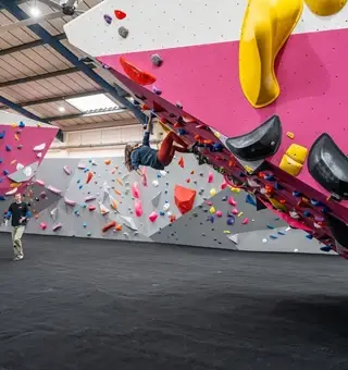 The Climbing Hangar Reading