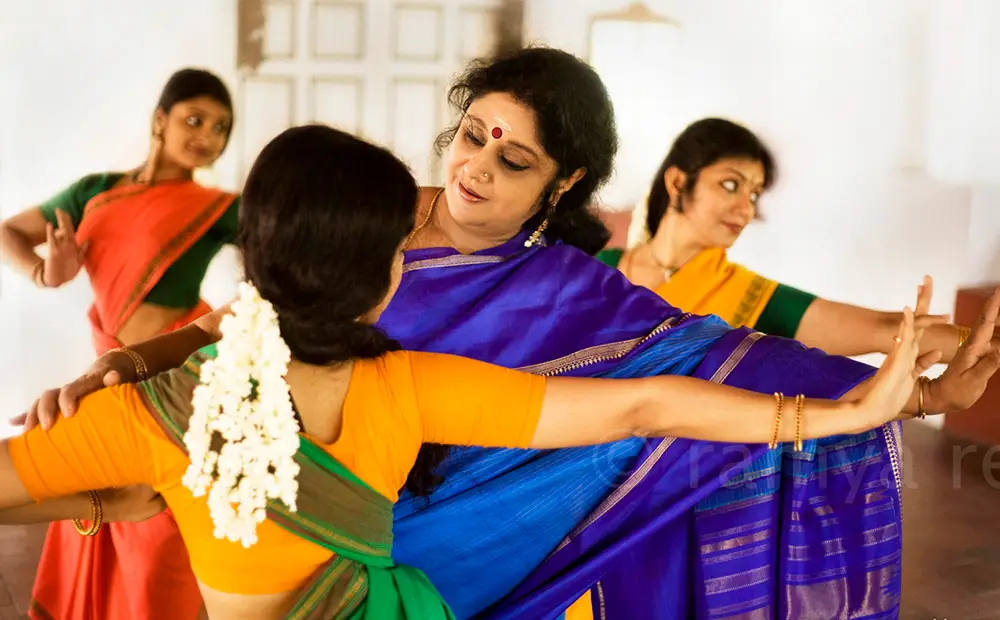 Chitra Visweswaran's Chidambaram Academy of Performing Arts | Bharatanatyam