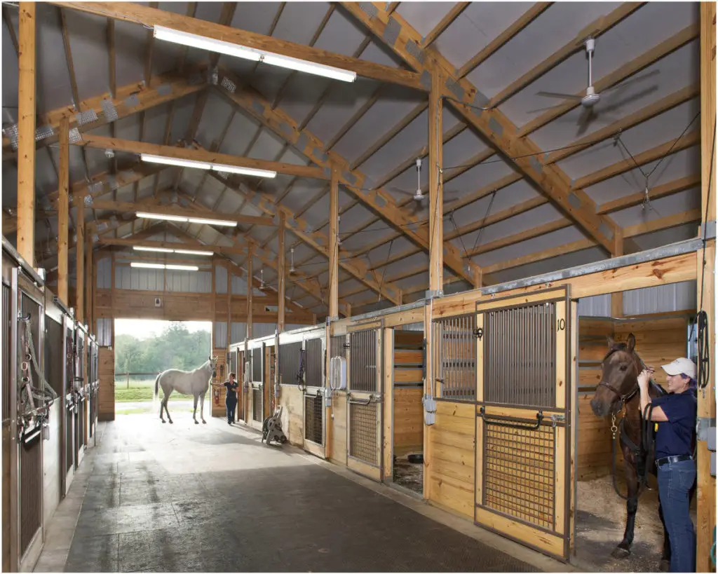 Les Ecuries Knight Stables