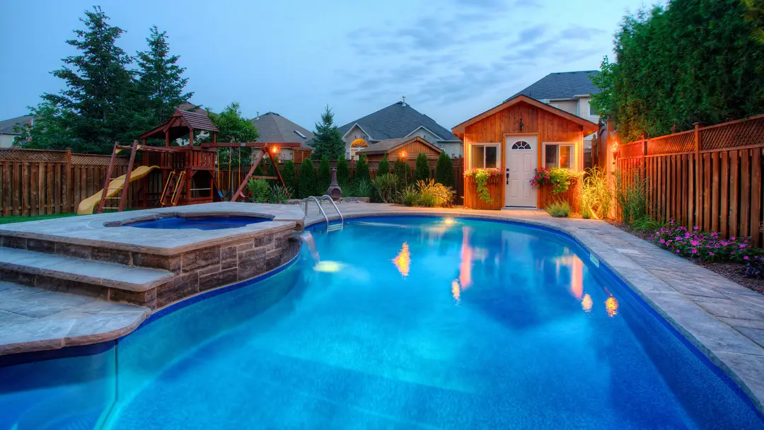 Tropical Pools & Spas