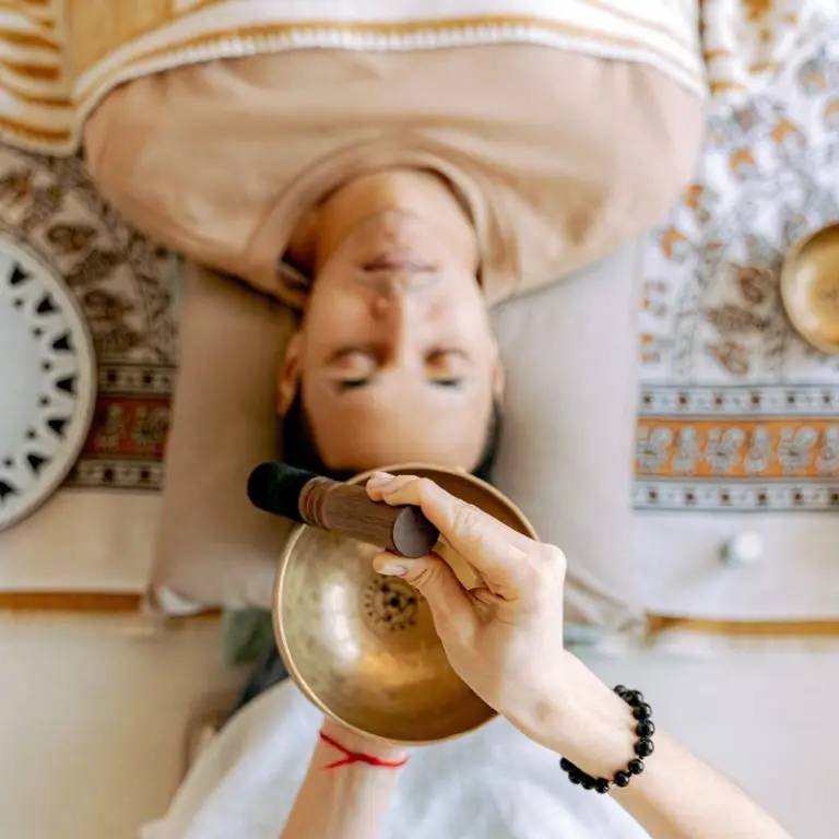 Nidyoga - Catherine Laborde - Yoga Bathing Sonores Meditation