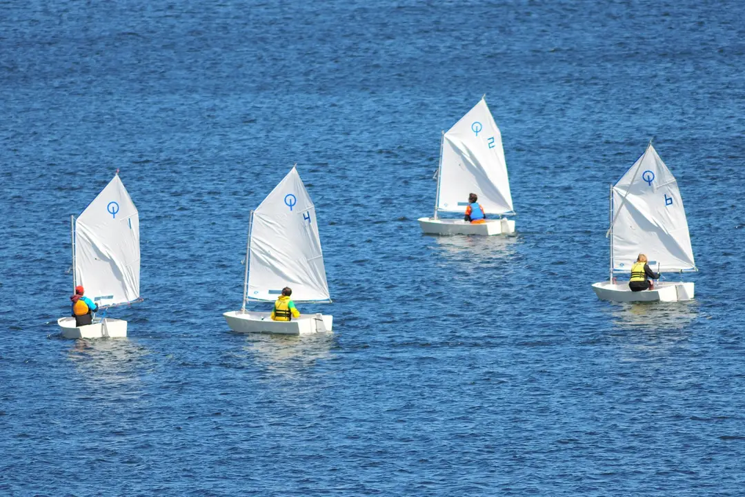 School Sailing Le Cormoran