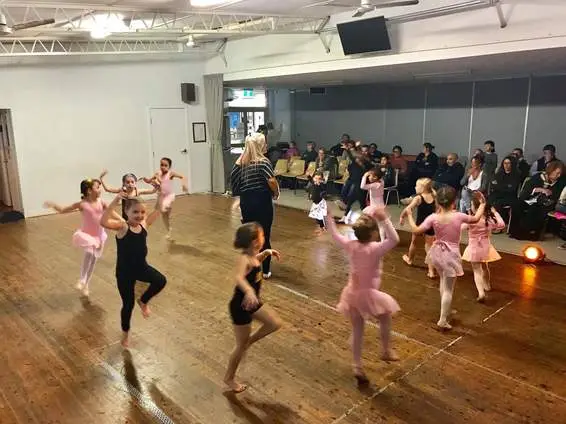 Dynamix Dance