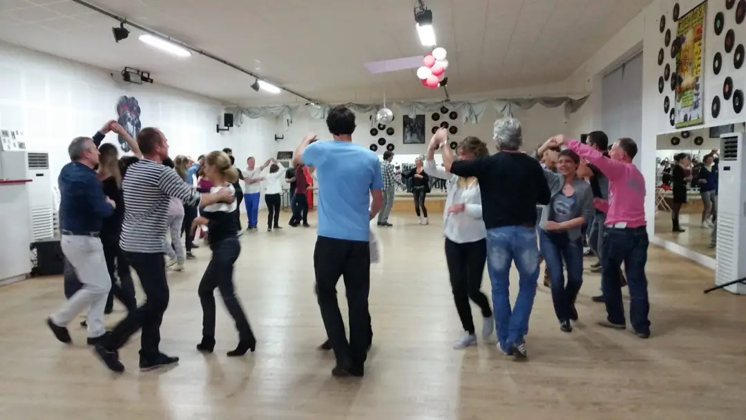 Dance School Sandrine Salsa, Rock, Bachata, Lindy Hop, Kizomba