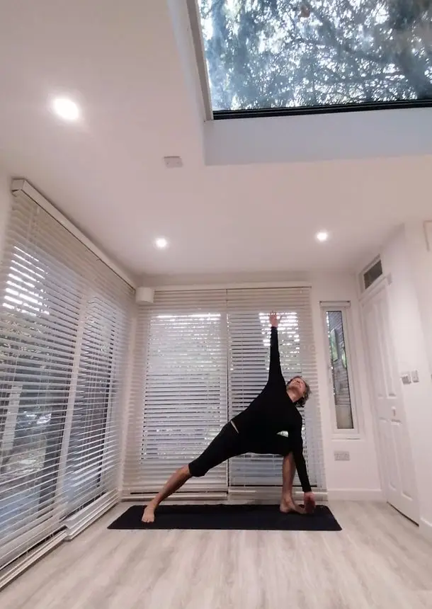 Roots Yoga