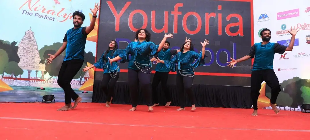 Youforia Danscool