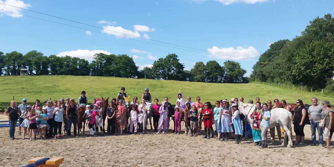 Les Cavaliers En Herbe