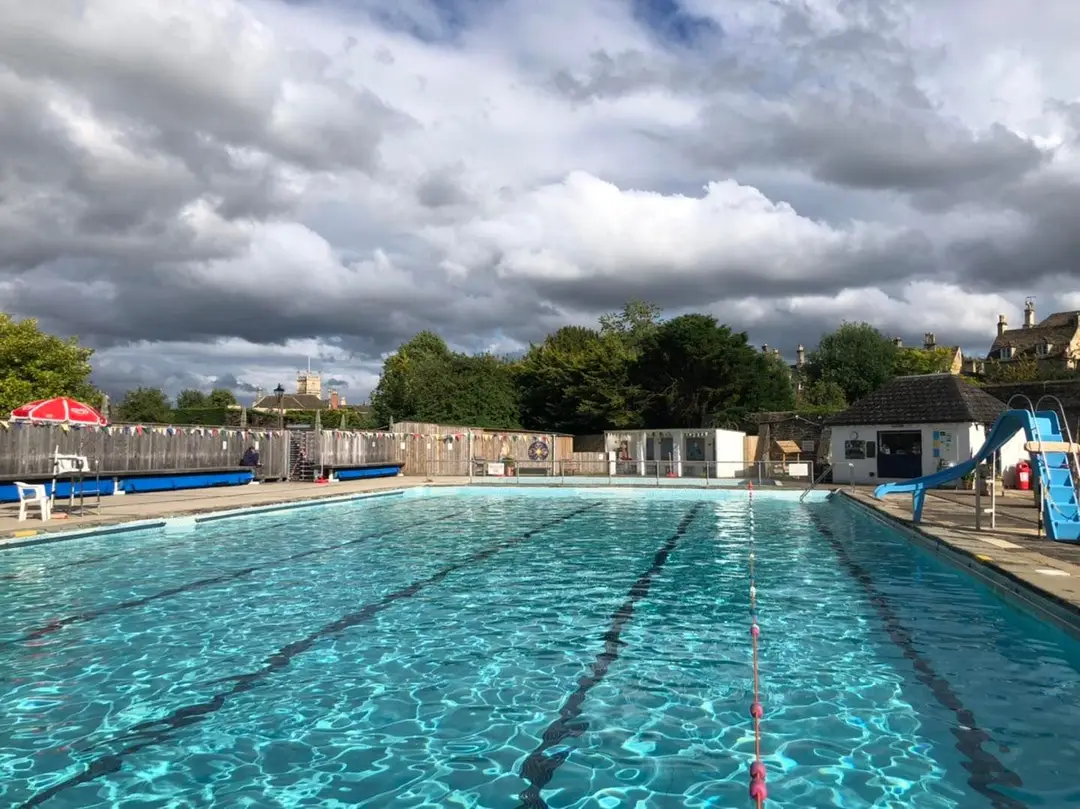 Cirencester Open Air Swimming Pool