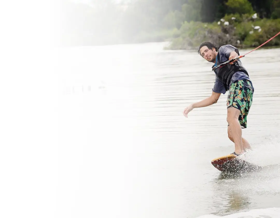 Base Nautique Hawai Surfing