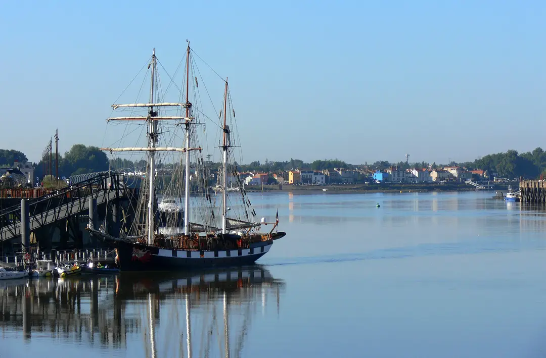 Boat School De La Loire - Boat License Nantes - Bateau School - Candidat Libre