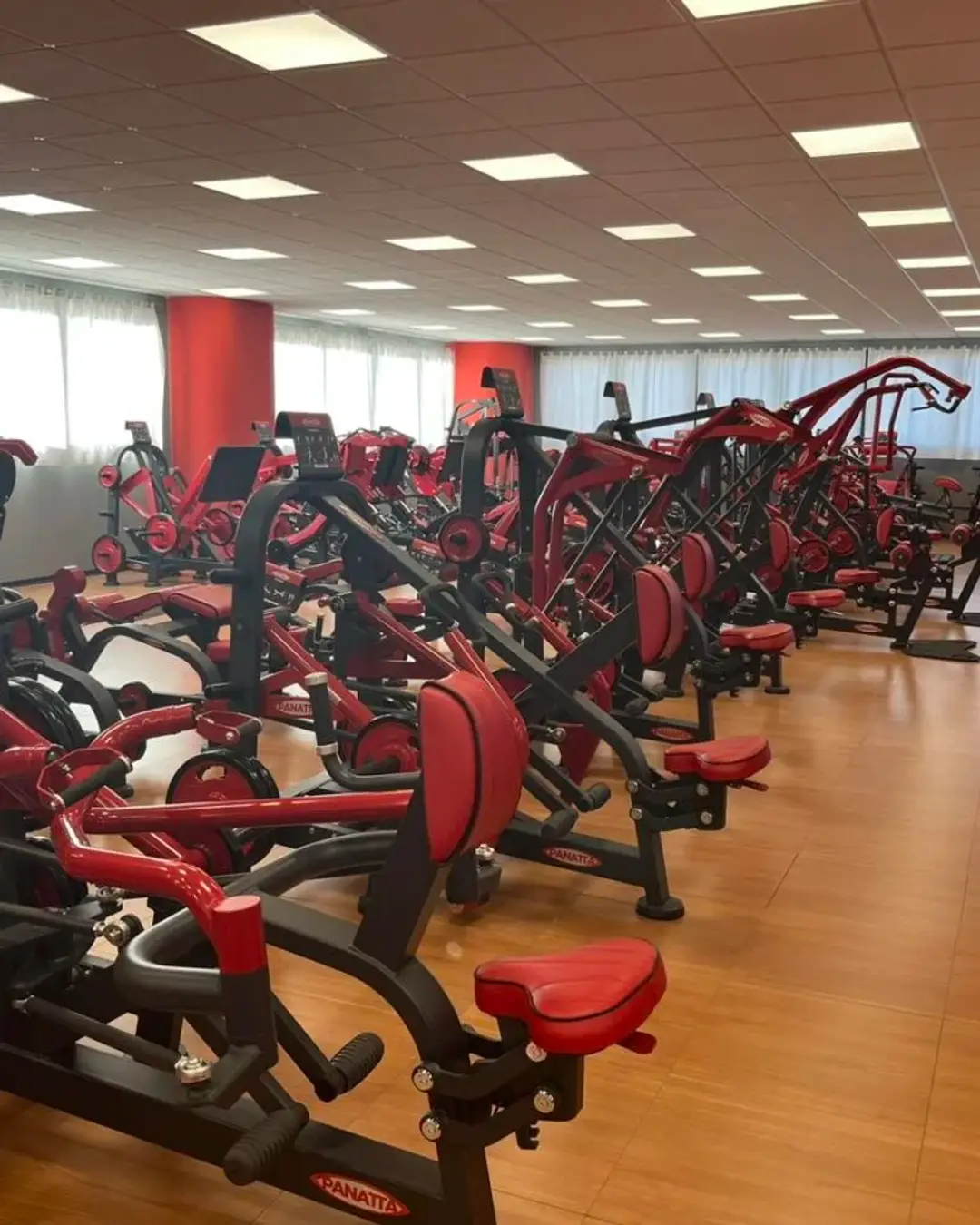 GYM CLUB