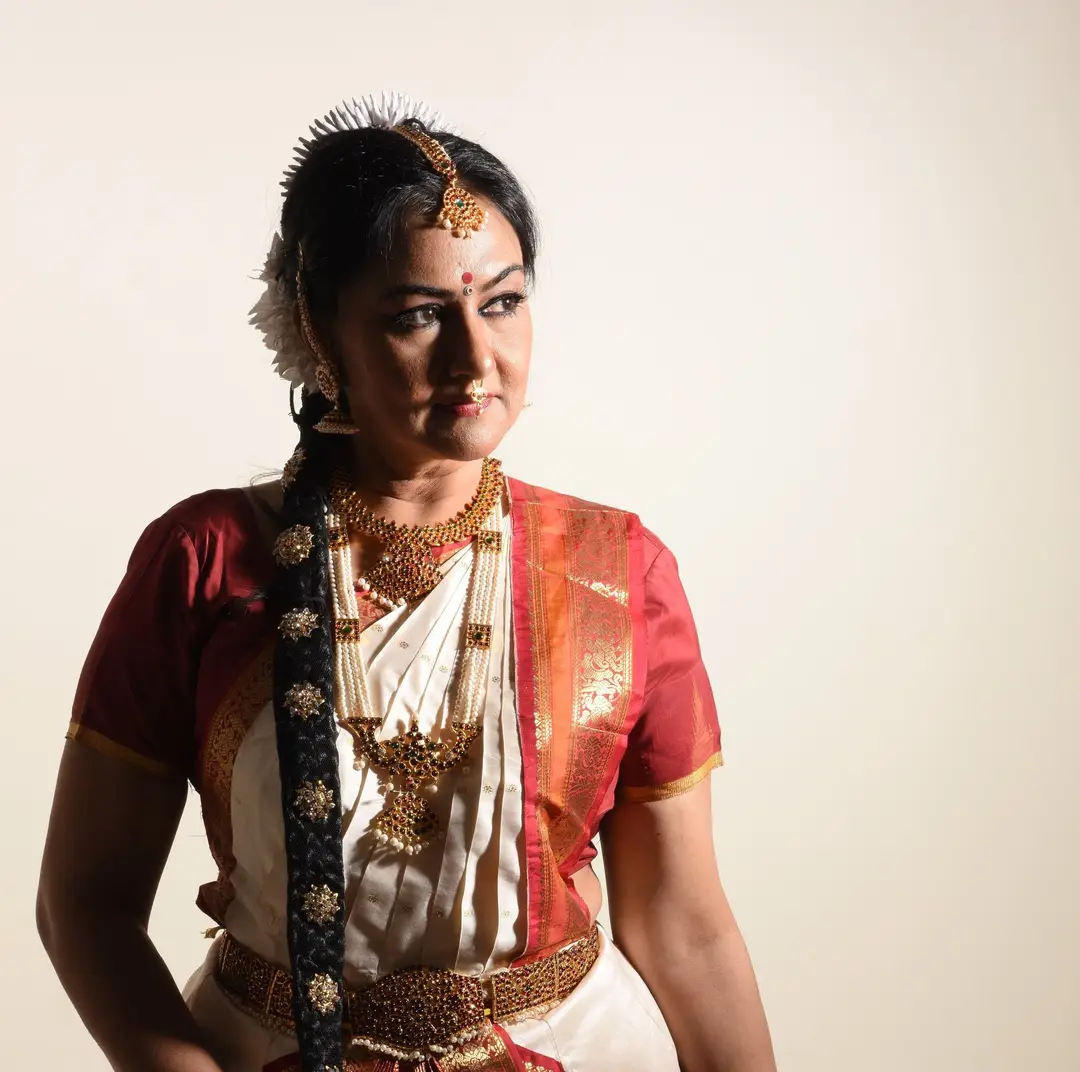 Swarna Natyalaya