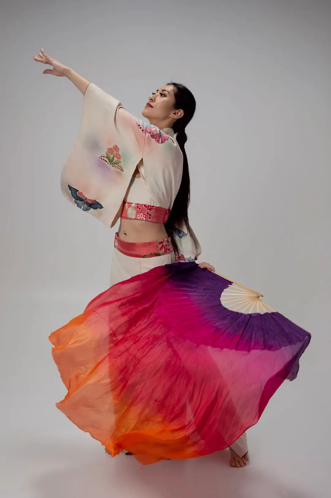 Helwa belly dance
