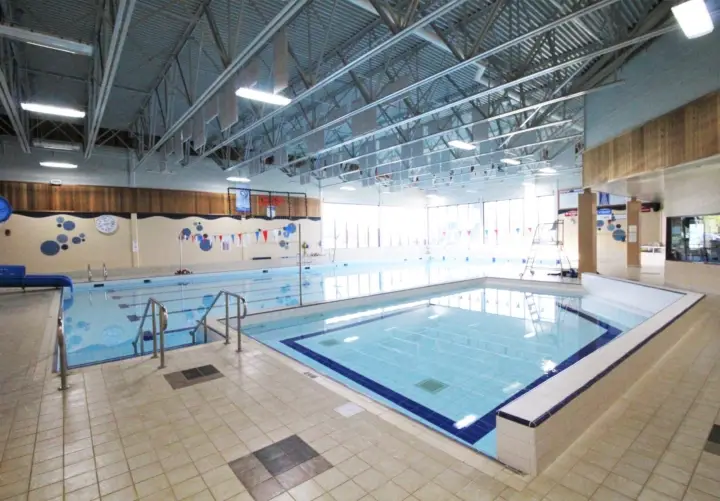 Piscine rgionale