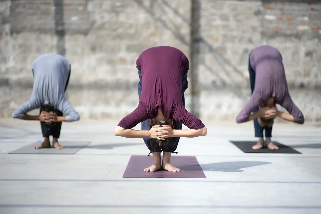 YOGARATOVA