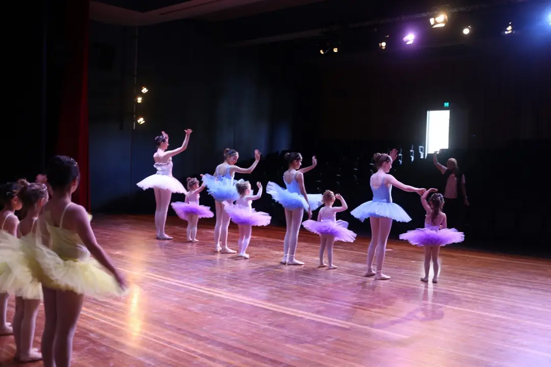 Mont Albert Ballet School