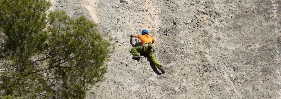 Pinacle Chamox Climbing