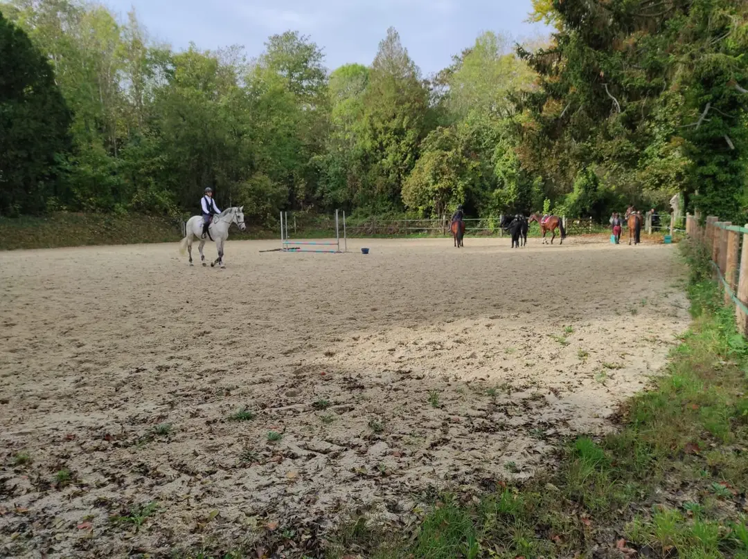 Equestrian Center Shg Grignon