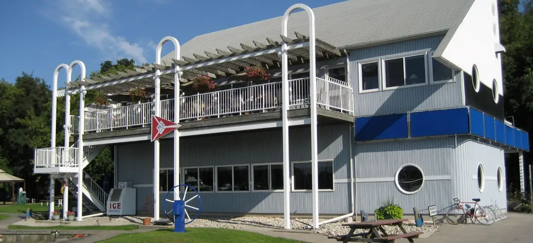 Macassa Bay Yacht Club